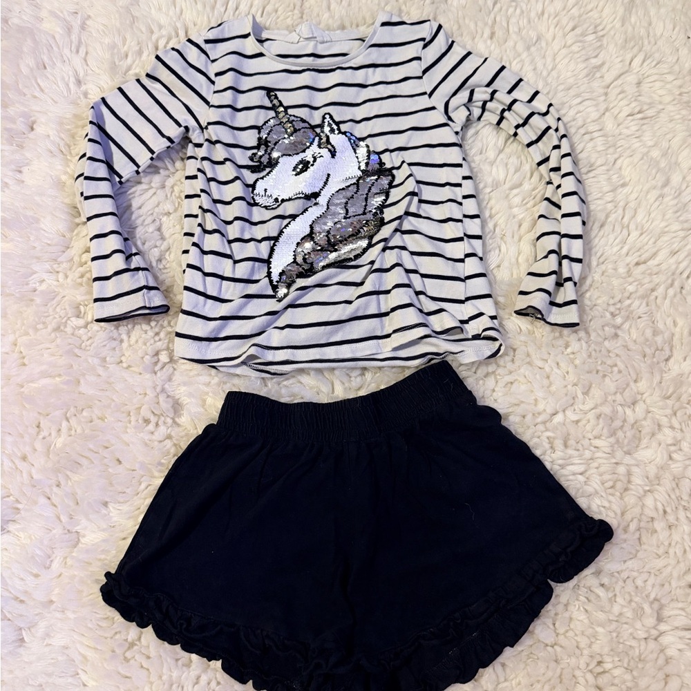 Girls unicorn outfit size small